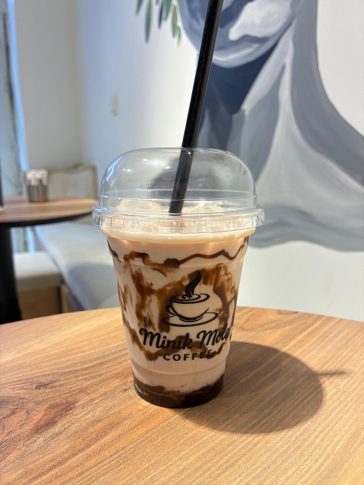 Choco velvet strawberry